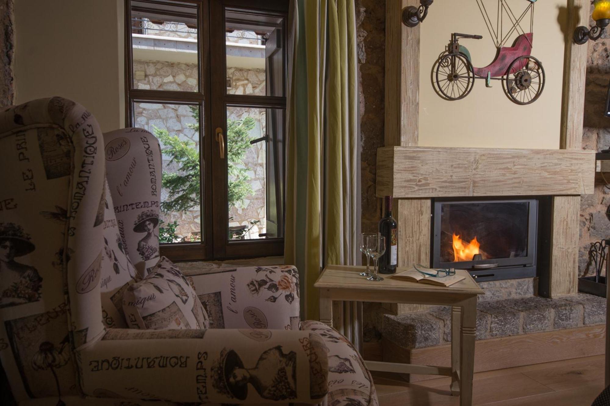 Alexandros Guesthouse 아라초바 외부 사진